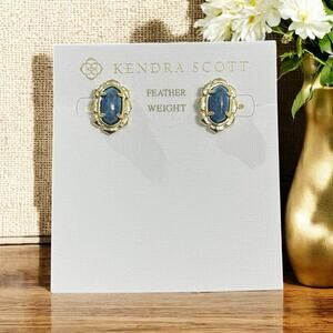 NWT! Kendra Scott Piper Gold Stud Earrings with Blue Stone